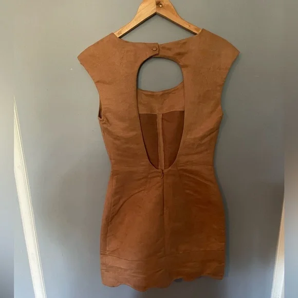 FINDERS KEEPERS Faux Suede Mini Dress size 4 - Picture 7 of 7